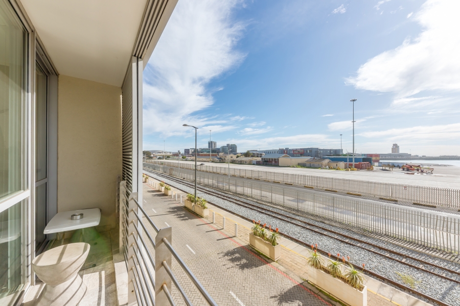 1 Bedroom Property for Sale in Foreshore Western Cape